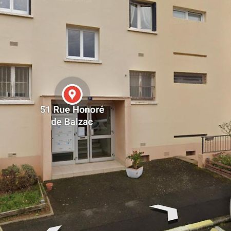 Chambre Neuve Dans Un Logement Partage A 10 Minute Du Circuit 24H Allonnes  Eksteriør billede