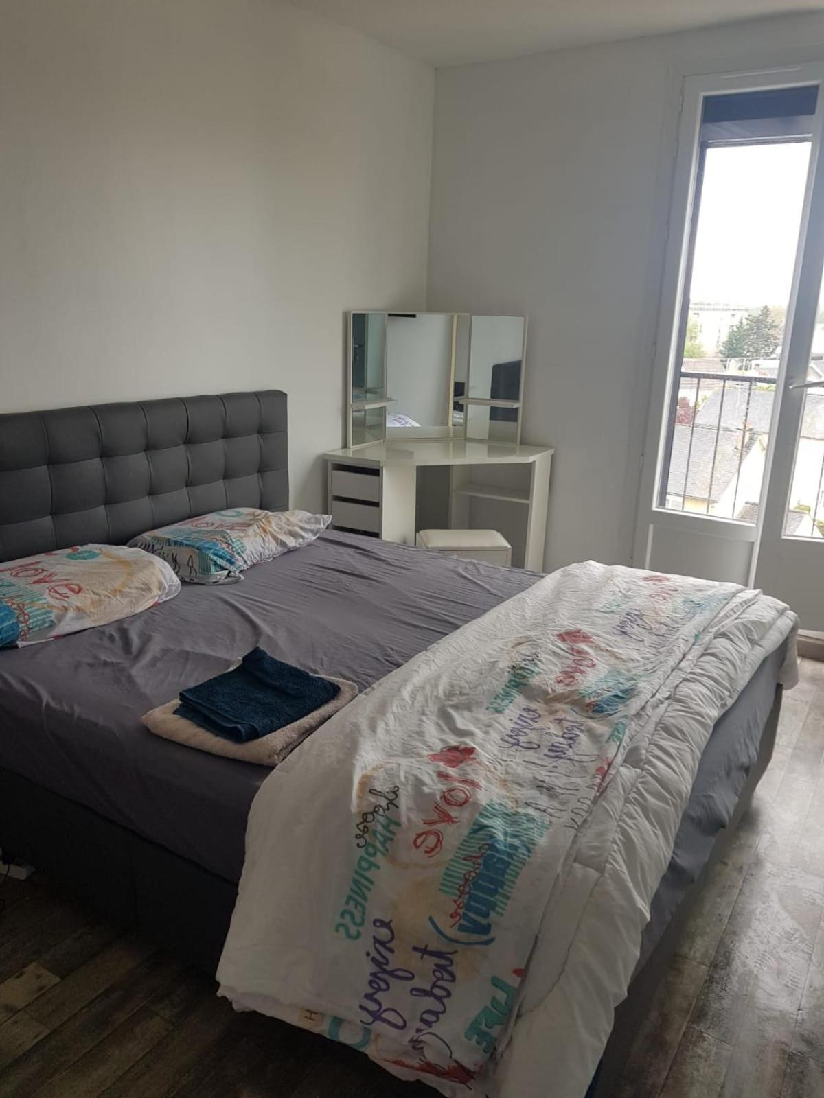 Chambre Neuve Dans Un Logement Partage A 10 Minute Du Circuit 24H Allonnes  Eksteriør billede